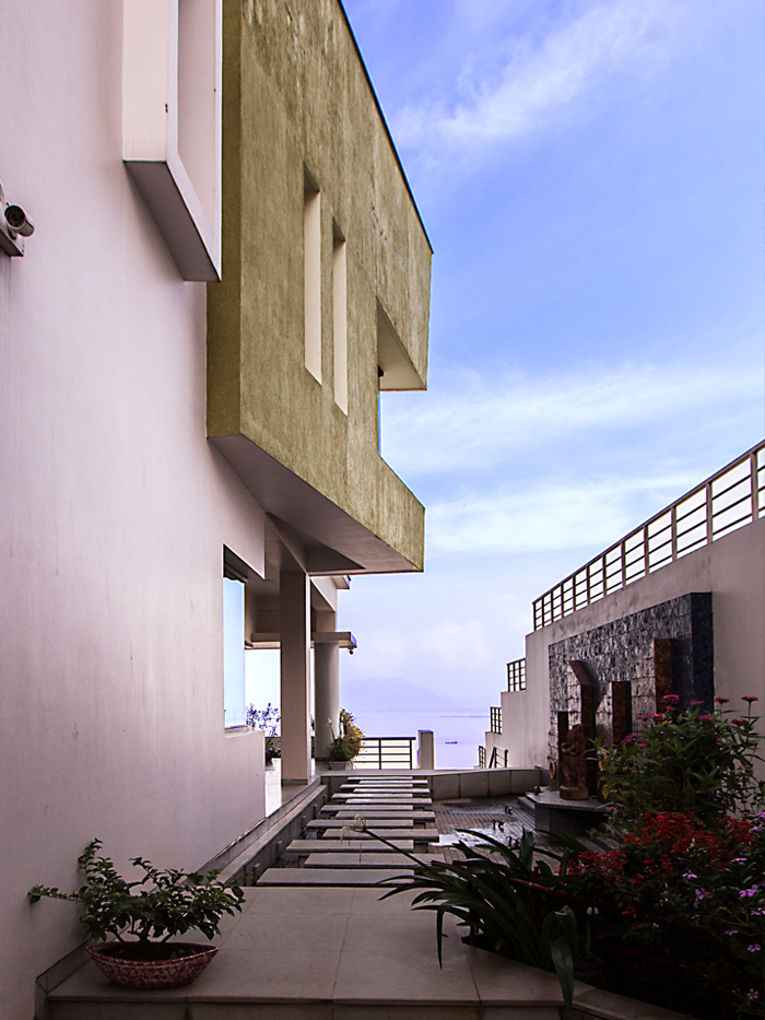 House by the brahmaputra, guwahati, 2014